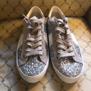 Sam Edelman silver tennis shoes